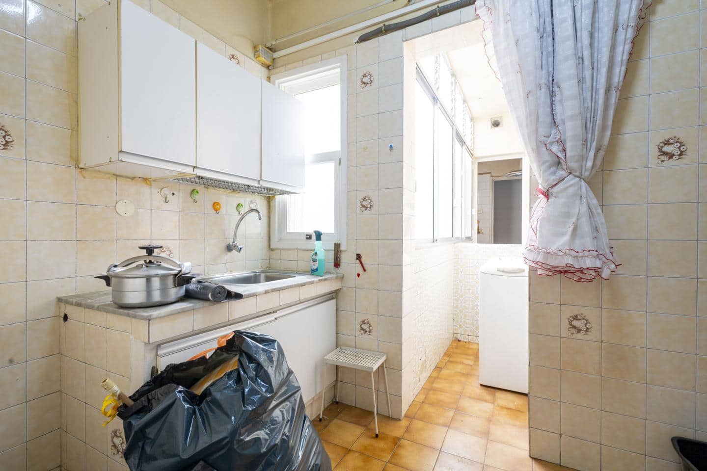 3 soveværelse Lejlighed til salg i Santa Cruz de Tenerife - € 150.000 (Ref: 9319726)