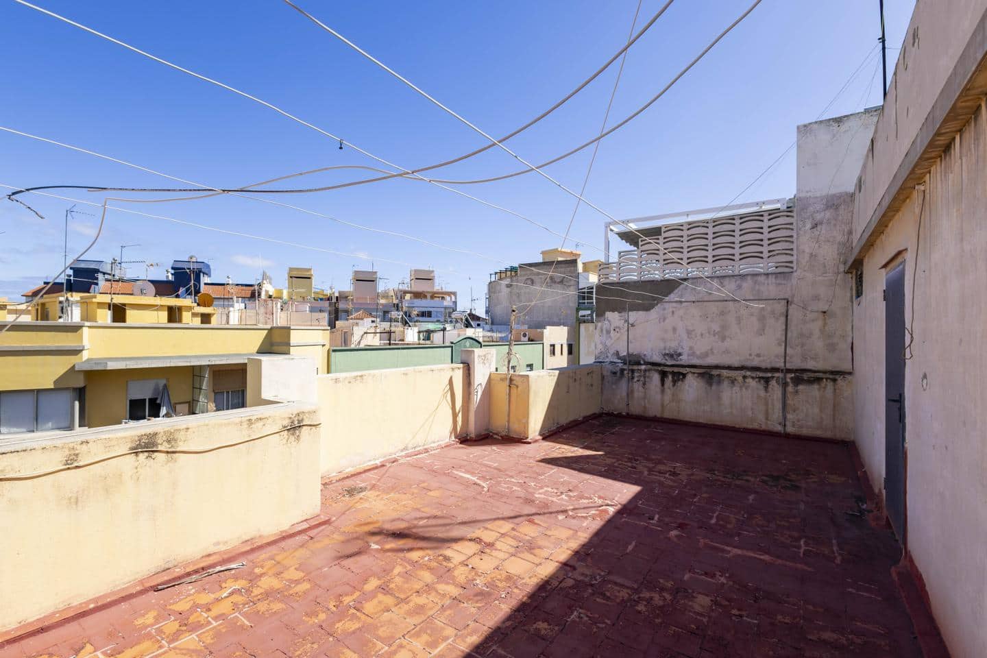 3 soveværelse Lejlighed til salg i Santa Cruz de Tenerife - € 150.000 (Ref: 9319726)