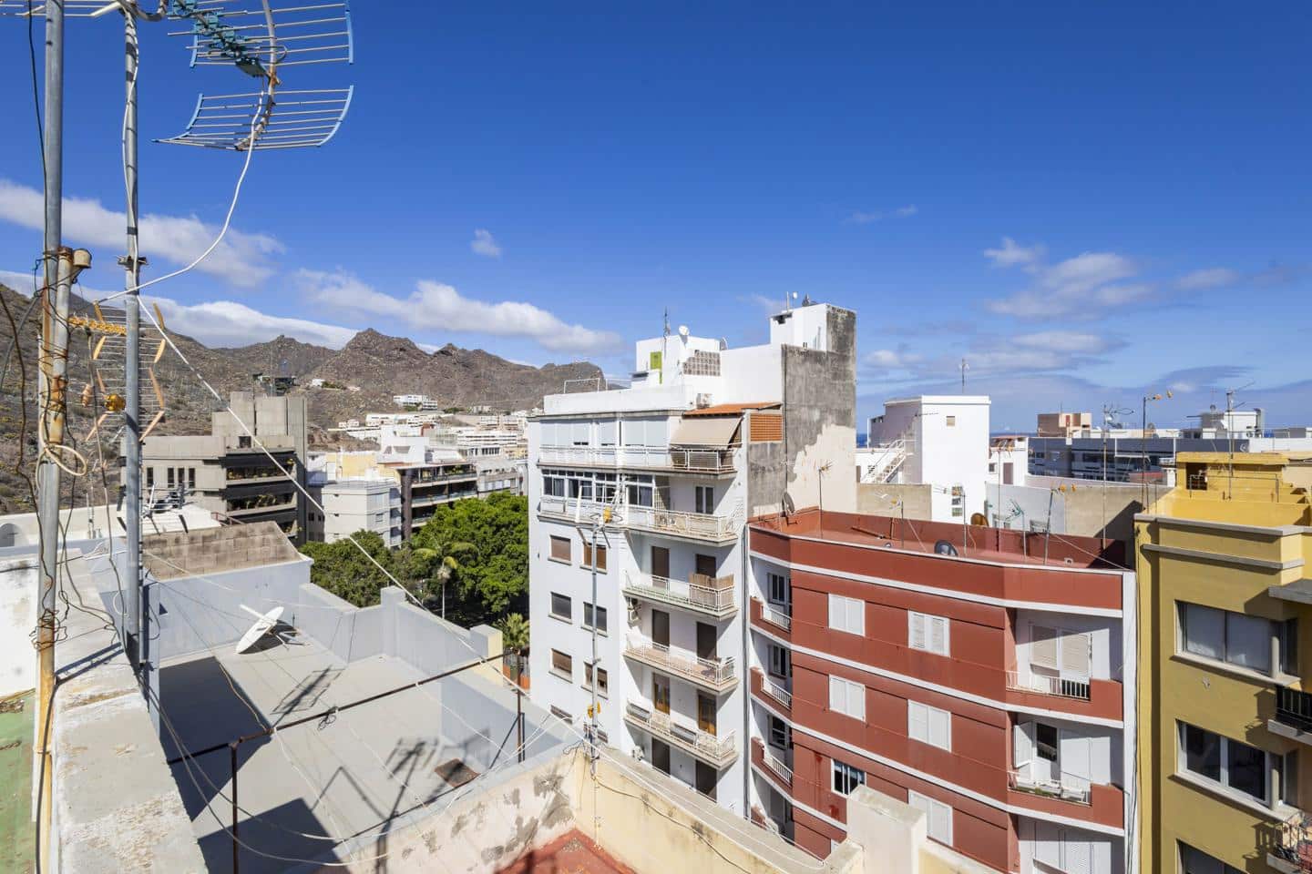 3 soveværelse Lejlighed til salg i Santa Cruz de Tenerife - € 150.000 (Ref: 9319726)