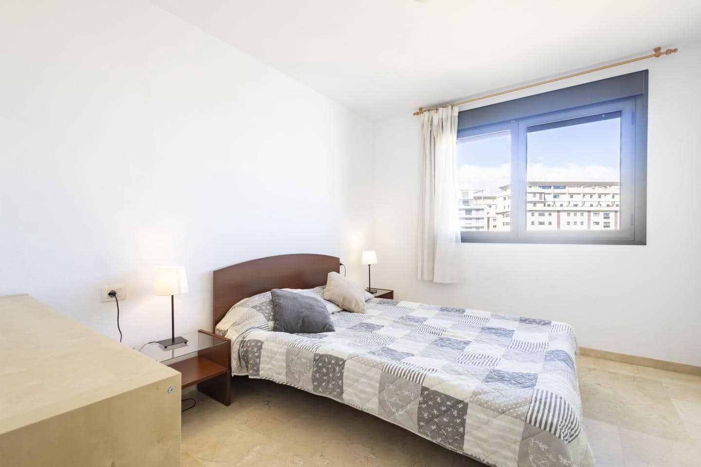 Piso de 1 habitación en Santa Cruz de Tenerife en venta con garaje - 415.000 € (Ref: 9331339)