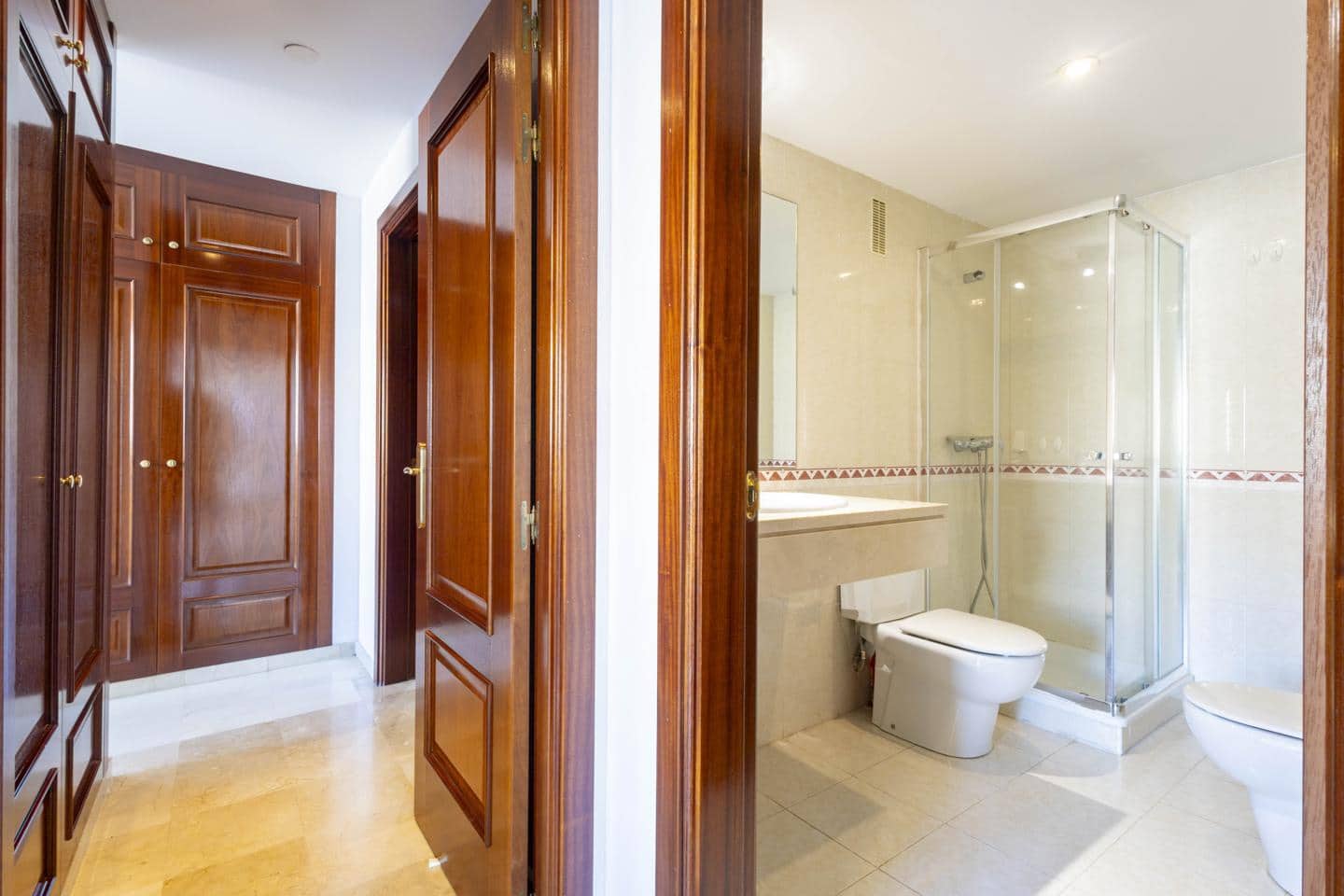 Piso de 1 habitación en Santa Cruz de Tenerife en venta con garaje - 415.000 € (Ref: 9331339)