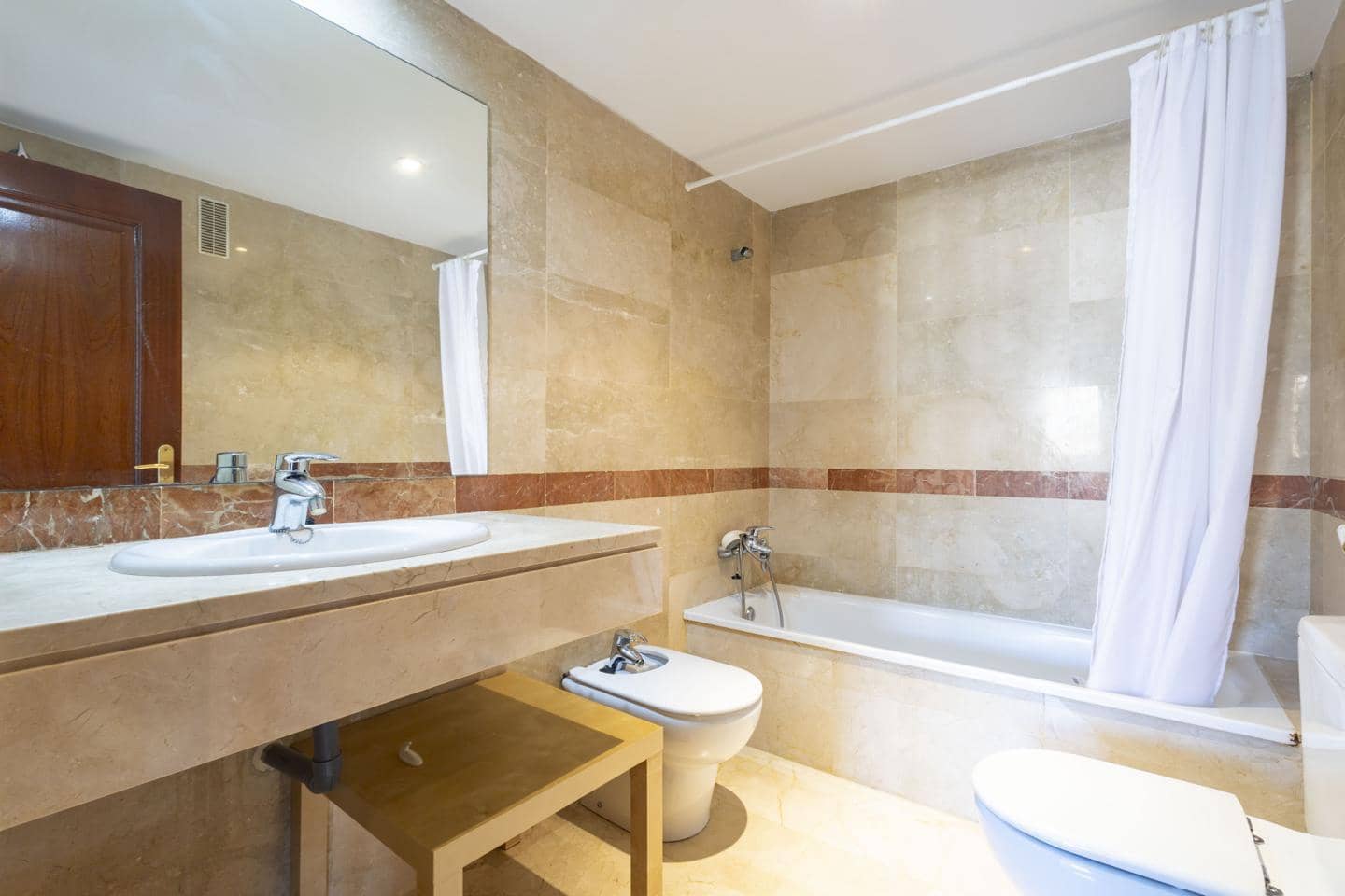 Piso de 1 habitación en Santa Cruz de Tenerife en venta con garaje - 415.000 € (Ref: 9331339)