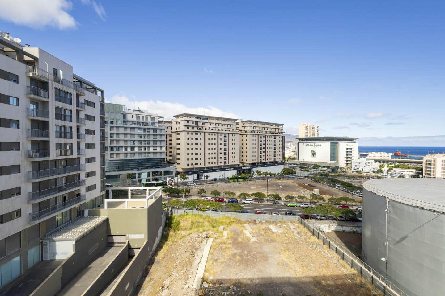 Piso de 1 habitación en Santa Cruz de Tenerife en venta con garaje - 415.000 € (Ref: 9331339)