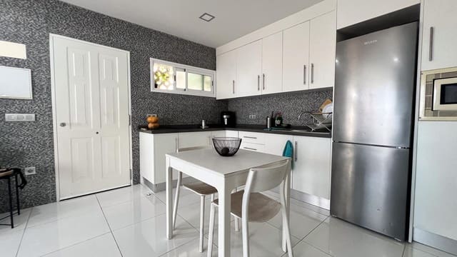 1 slaapkamer Flat te koop in Tabaiba, El Rosario - € 197.000 (Ref: 9337209)