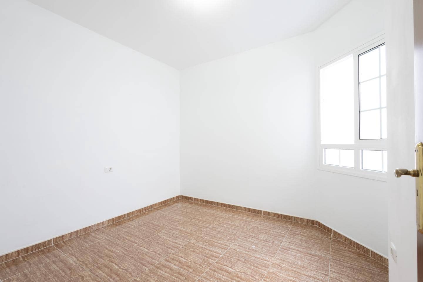 3 slaapkamer Flat te koop in San Juan de la Rambla - € 135.000 (Ref: 9354155)