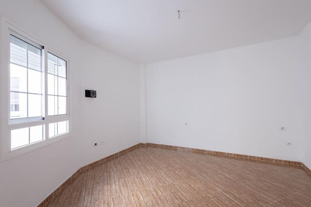 3 slaapkamer Flat te koop in San Juan de la Rambla - € 135.000 (Ref: 9354155)