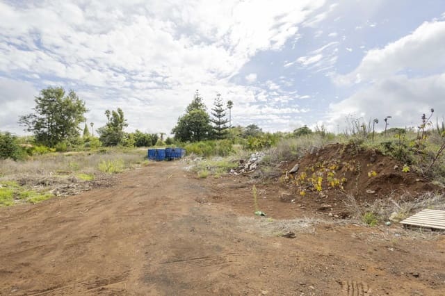 Undeveloped Land for sale in San Cristóbal de La Laguna - € 1,000,000 (Ref: 9360954)