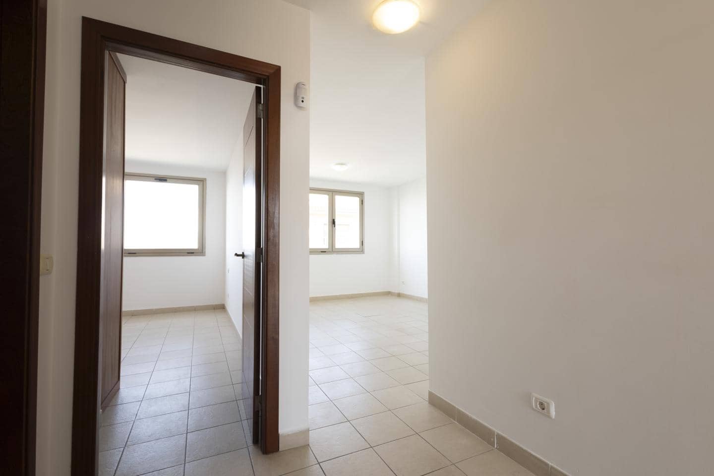 2 slaapkamer Flat te koop in San Isidro de Abona - € 210.000 (Ref: 9396761)