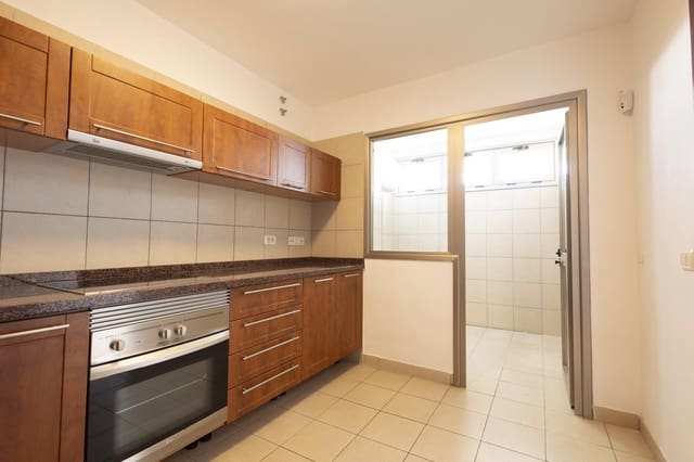 2 makuuhuone Asunto myytävänä paikassa San Isidro de Abona, Granadilla de Abona - 210 000 € (Ref: 9396761)