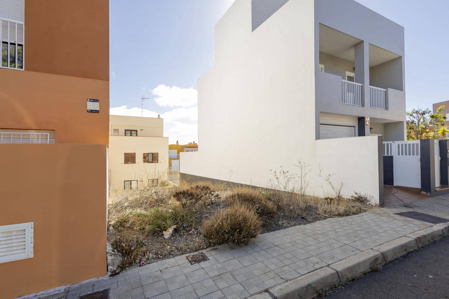 Ubebygd land til salgs i Santa Cruz de Tenerife - € 66 000 (Ref: 9400069)