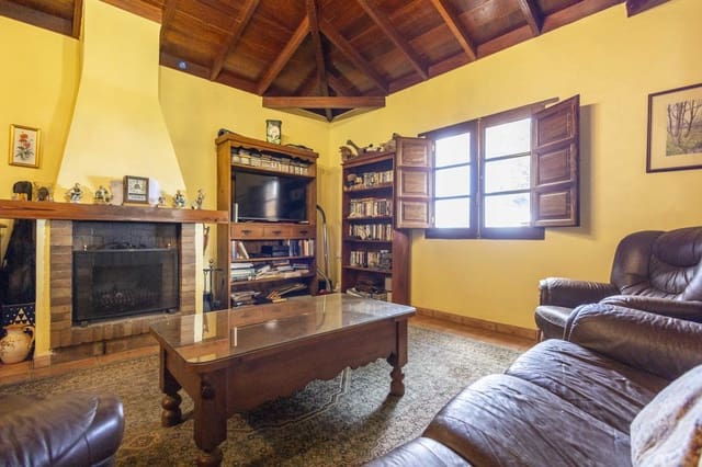 3 slaapkamer Villa te koop in Los Realejos - € 239.999 (Ref: 9420082)