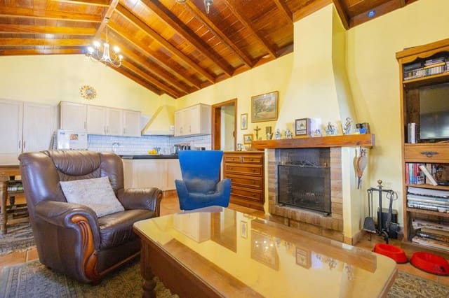 3 slaapkamer Villa te koop in Los Realejos - € 239.999 (Ref: 9420082)