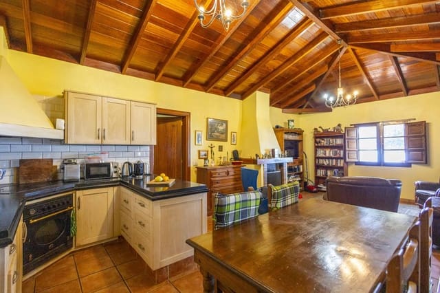 3 slaapkamer Villa te koop in Los Realejos - € 239.999 (Ref: 9420082)