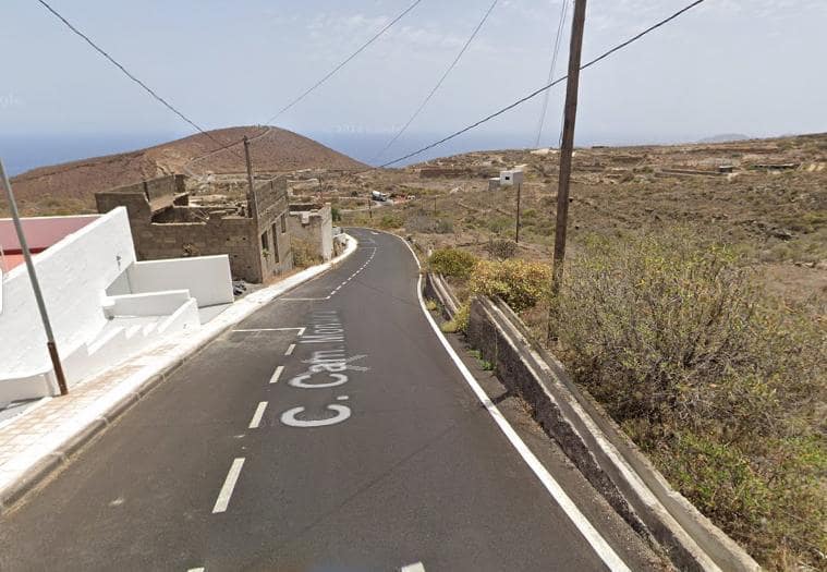 Rakentamaton maa myytävänä paikassa Fasnia - 56 000 € (Ref: 9420083)