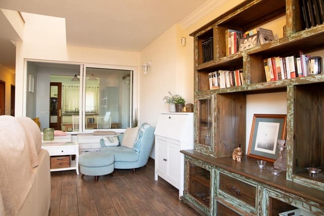 4 slaapkamer Villa te koop in El Sauzal - € 369.750 (Ref: 9420084)