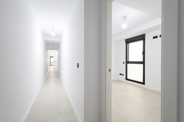 3 soveværelse Lejlighed til leje i Toscal, Santa Cruz de Tenerife - € 1.550 (Ref: 9438325)