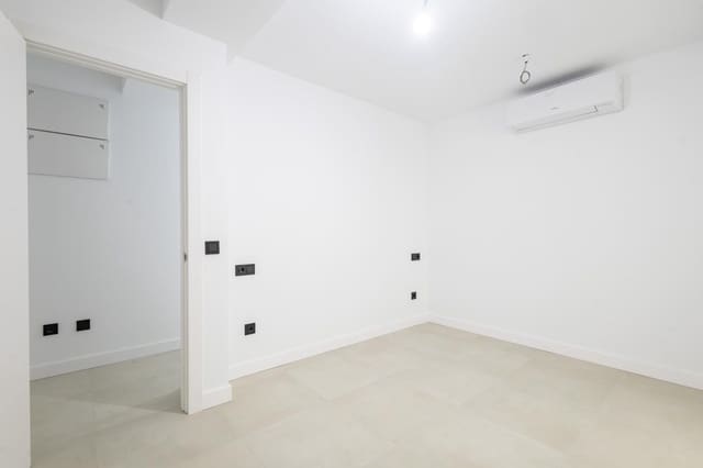 3 soveværelse Lejlighed til leje i Toscal, Santa Cruz de Tenerife - € 1.550 (Ref: 9438325)