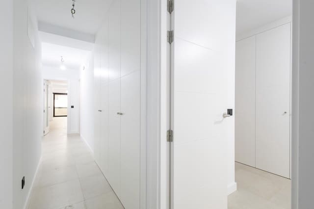 3 soveværelse Lejlighed til leje i Toscal, Santa Cruz de Tenerife - € 1.550 (Ref: 9438325)