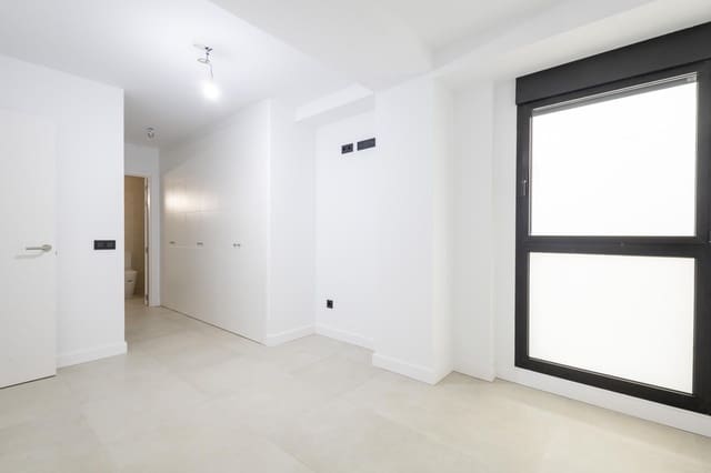 3 soveværelse Lejlighed til leje i Toscal, Santa Cruz de Tenerife - € 1.550 (Ref: 9438325)