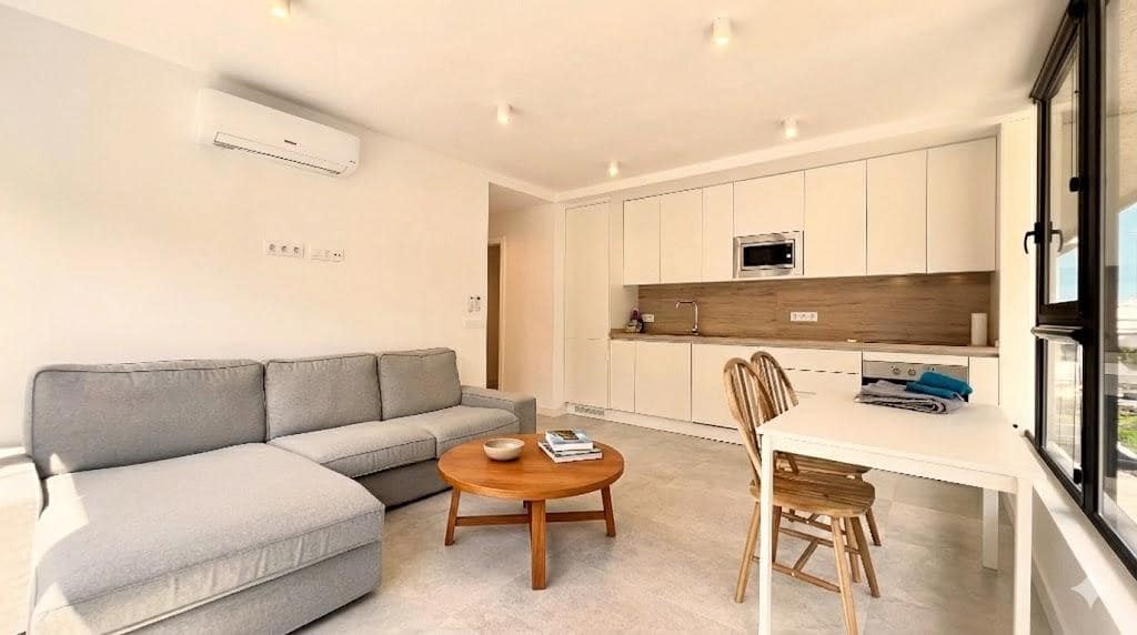 1 soverom Leilighet til salgs i Santa Cruz de Tenerife - € 285 000 (Ref: 9449886)