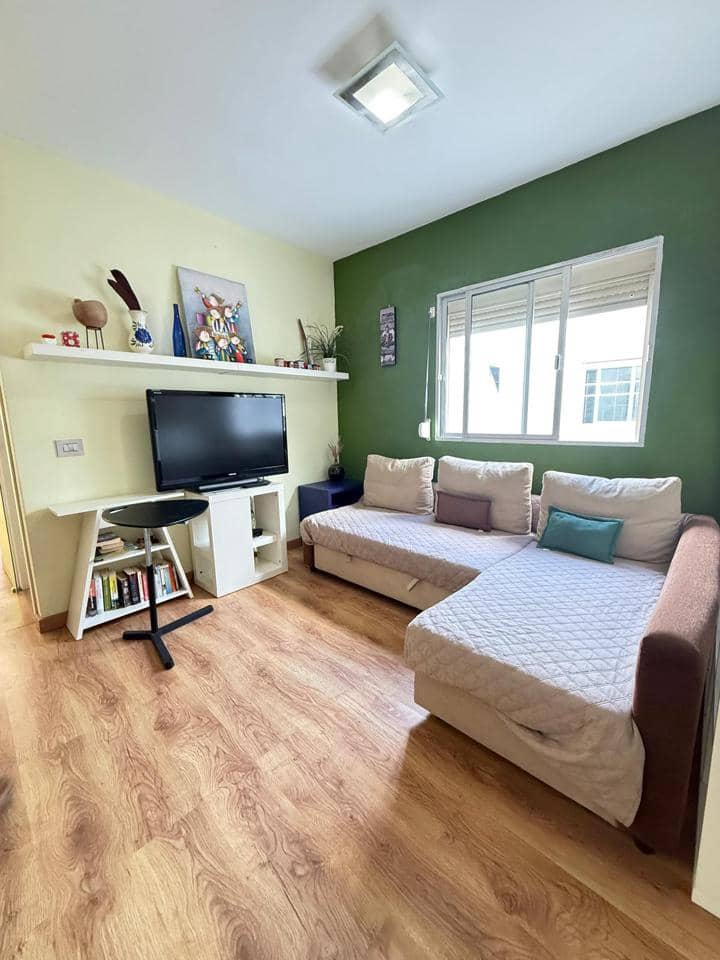 2 slaapkamer Flat te koop in El Medano - € 225.000 (Ref: 9454884)