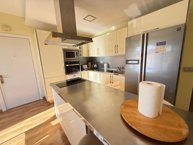 2 sovrum Lägenhet till salu i El Medano, Granadilla de Abona - 225 000 € (Ref: 9454884)