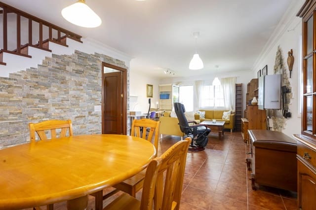 3 soverom Villa til salgs i San Cristóbal de La Laguna - € 430 000 (Ref: 9457859)