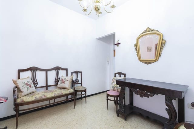 Piso de 3 habitaciones en Zona Centro, Santa Cruz de Tenerife en venta con garaje - 299.980 € (Ref: 9481448)