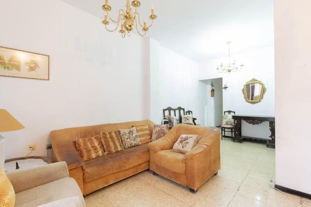 Piso de 3 habitaciones en Zona Centro, Santa Cruz de Tenerife en venta con garaje - 299.980 € (Ref: 9481448)