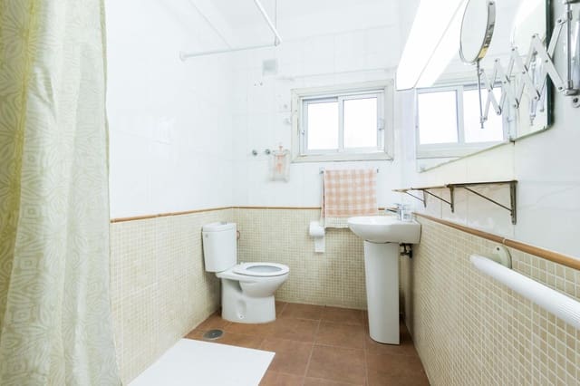 Piso de 3 habitaciones en Zona Centro, Santa Cruz de Tenerife en venta con garaje - 299.980 € (Ref: 9481448)