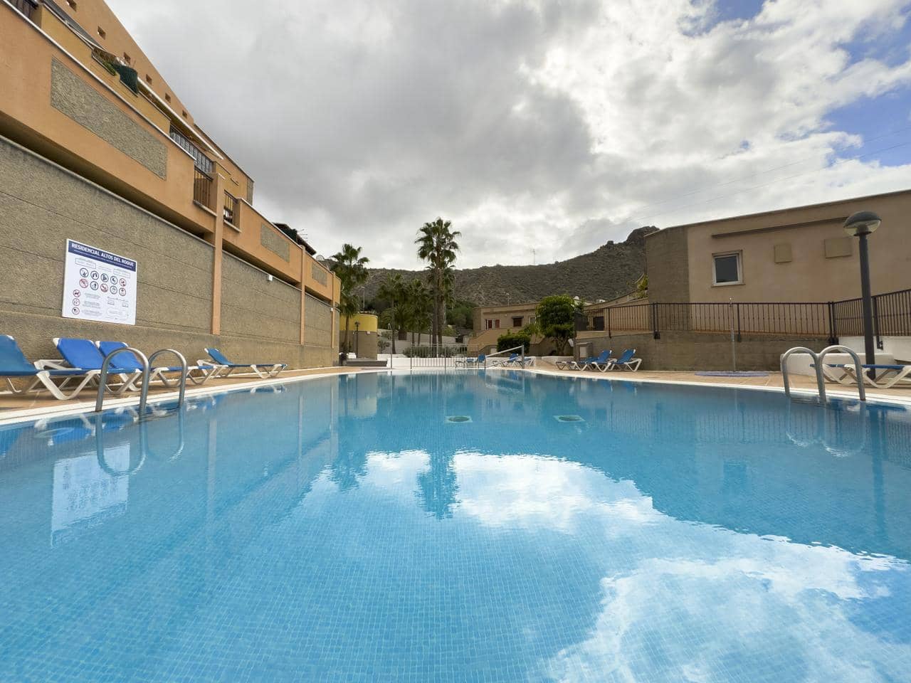2 bedroom Flat for sale in Costa Adeje with pool garage - € 345,000 (Ref: 9482409)