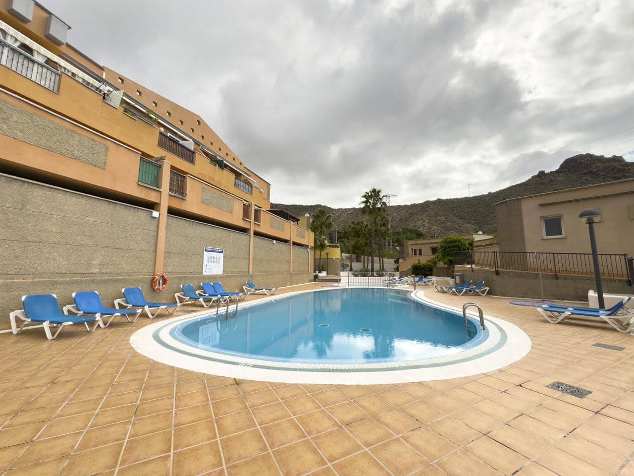 2 bedroom Flat for sale in Costa Adeje with pool garage - € 345,000 (Ref: 9482409)