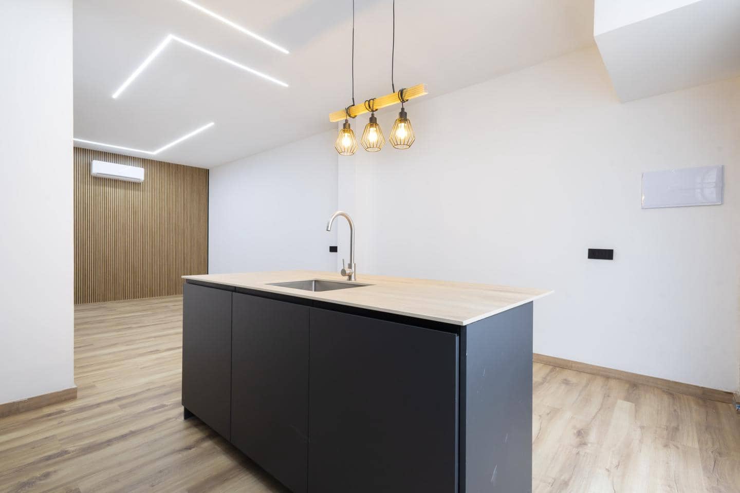 2 soveværelse Lejlighed til salg i Santa Cruz de Tenerife - € 279.990 (Ref: 9489814)