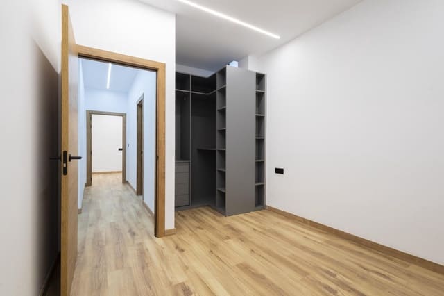 Piso de 2 habitaciones en Toscal, Santa Cruz de Tenerife en venta - 279.990 € (Ref: 9489814)