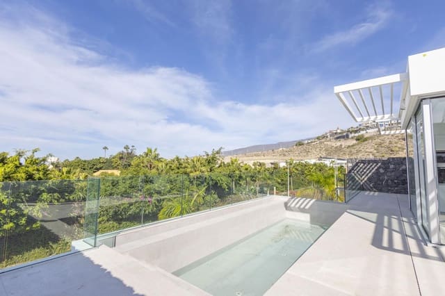 5 bedroom Villa for sale in La Caldera, Adeje - € 2,700,000 (Ref: 9499885)