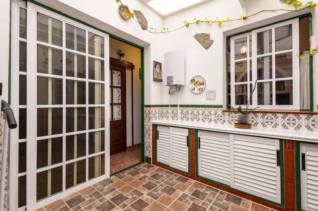 2 soverom Villa til salgs i San Cristóbal de La Laguna - € 305 000 (Ref: 9500122)