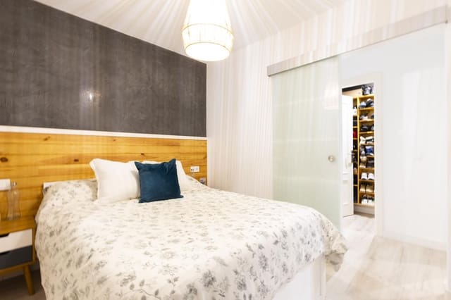 2 makuuhuone Asunto myytävänä paikassa Los Realejos - 194 900 € (Ref: 9500631)