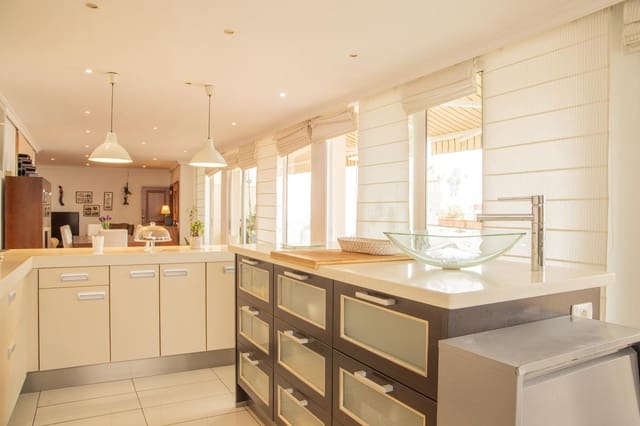 3 soveværelse Lejlighed til salg i Icod de los Vinos - € 559.300 (Ref: 9503135)