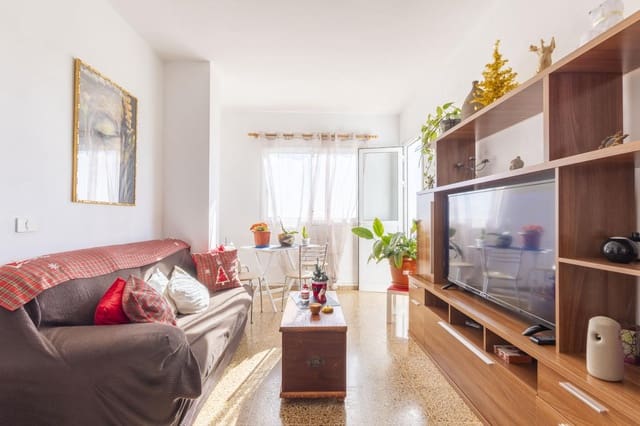 Piso de 3 habitaciones en San Cristóbal de La Laguna en venta - 125.000 € (Ref: 9503474)