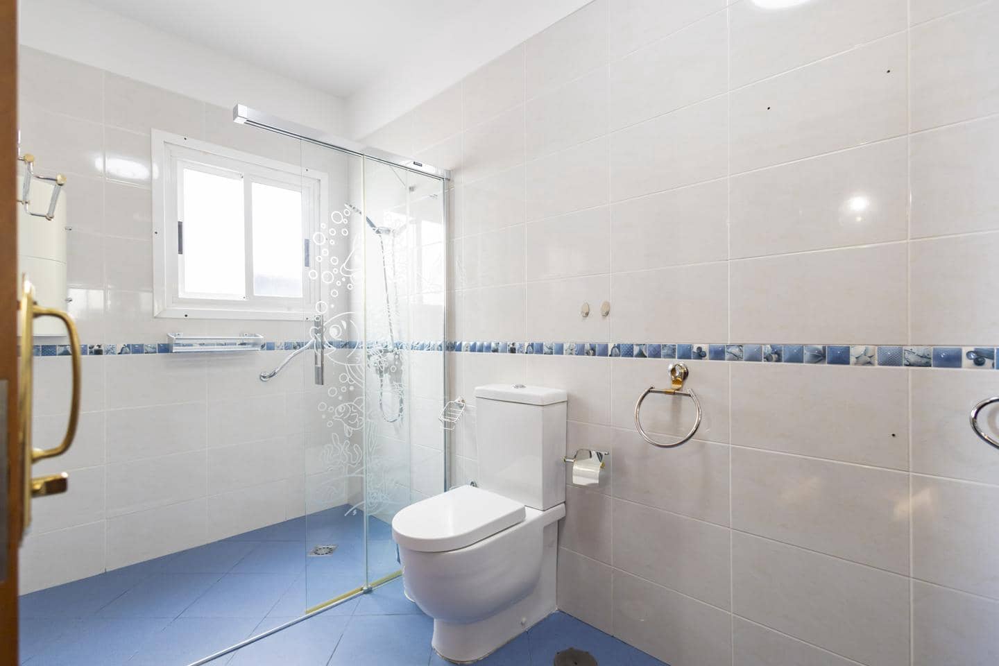 5 quarto Apartamento para arrendar em Santa Cruz de Tenerife - 2 400 € (Ref: 9504686)