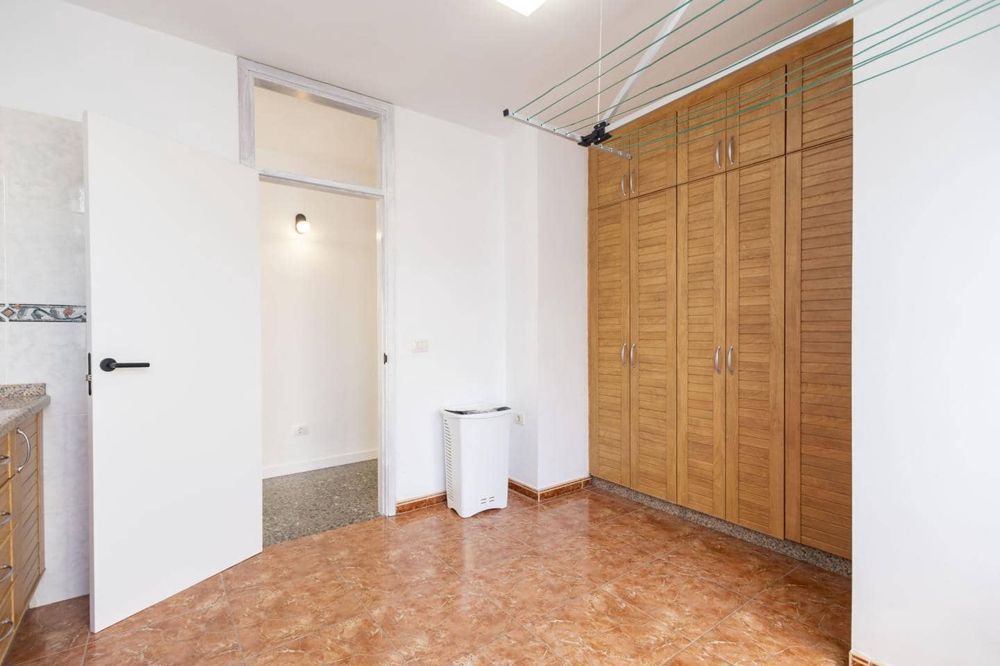 5 quarto Apartamento para arrendar em Santa Cruz de Tenerife - 2 400 € (Ref: 9504686)