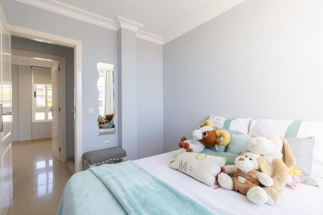 3 bedroom Villa for sale in La Orotava - € 295,855 (Ref: 9506948)