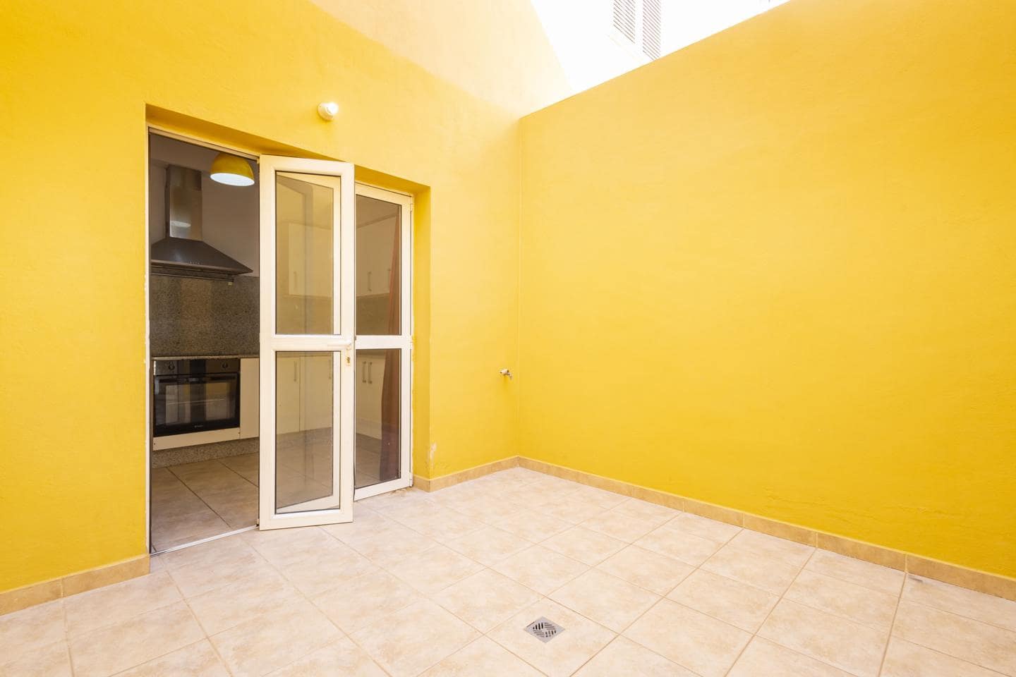 Piso de 3 habitaciones en Tuineje en venta con piscina garaje - 285.000 € (Ref: 9510239)