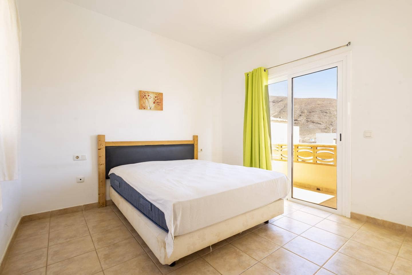 Piso de 3 habitaciones en Tuineje en venta con piscina garaje - 285.000 € (Ref: 9510239)