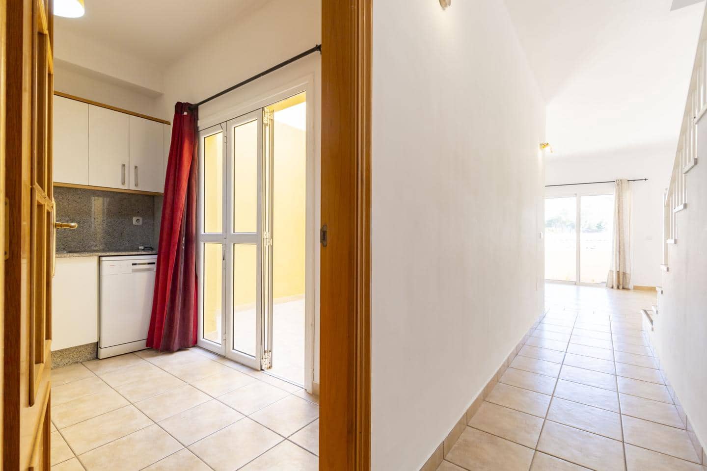 Piso de 3 habitaciones en Tuineje en venta con piscina garaje - 285.000 € (Ref: 9510239)