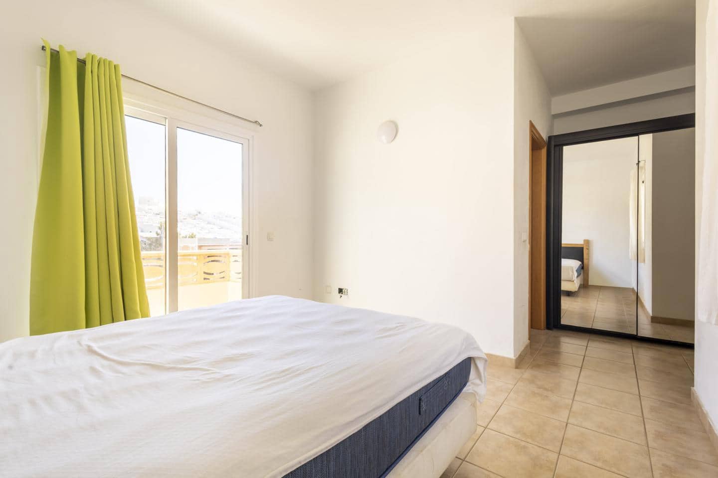 Piso de 3 habitaciones en Tuineje en venta con piscina garaje - 285.000 € (Ref: 9510239)