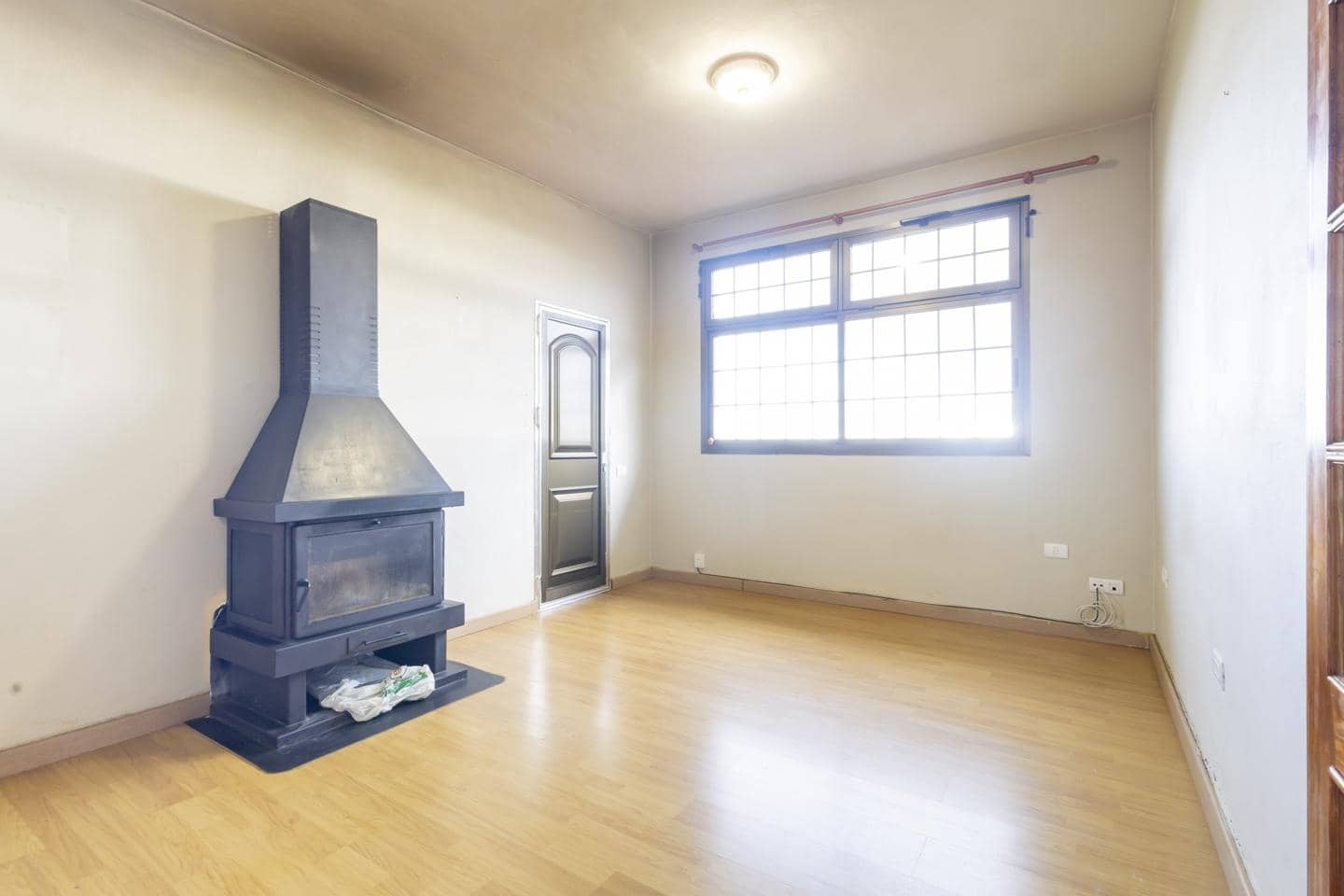 Chalet de 6 habitaciones en La Esperanza en venta - 360.000 € (Ref: 9518258)