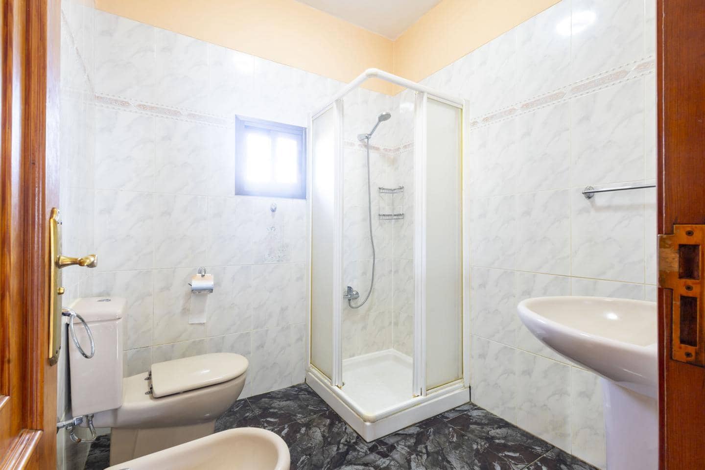 Chalet de 6 habitaciones en La Esperanza en venta - 360.000 € (Ref: 9518258)