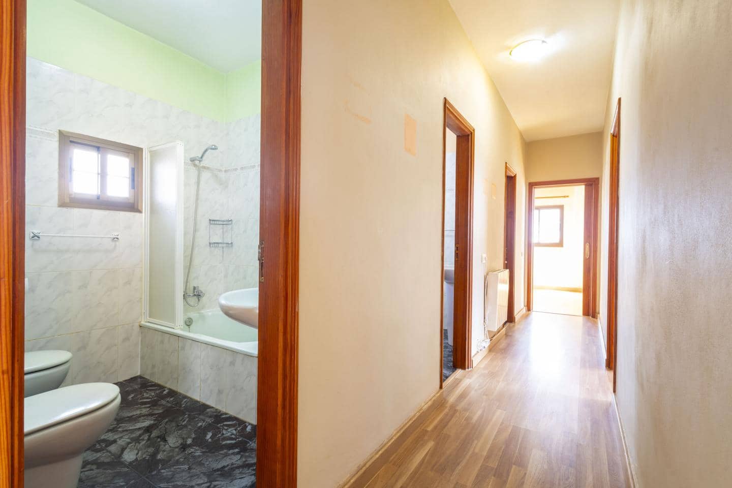 Chalet de 6 habitaciones en La Esperanza en venta - 360.000 € (Ref: 9518258)