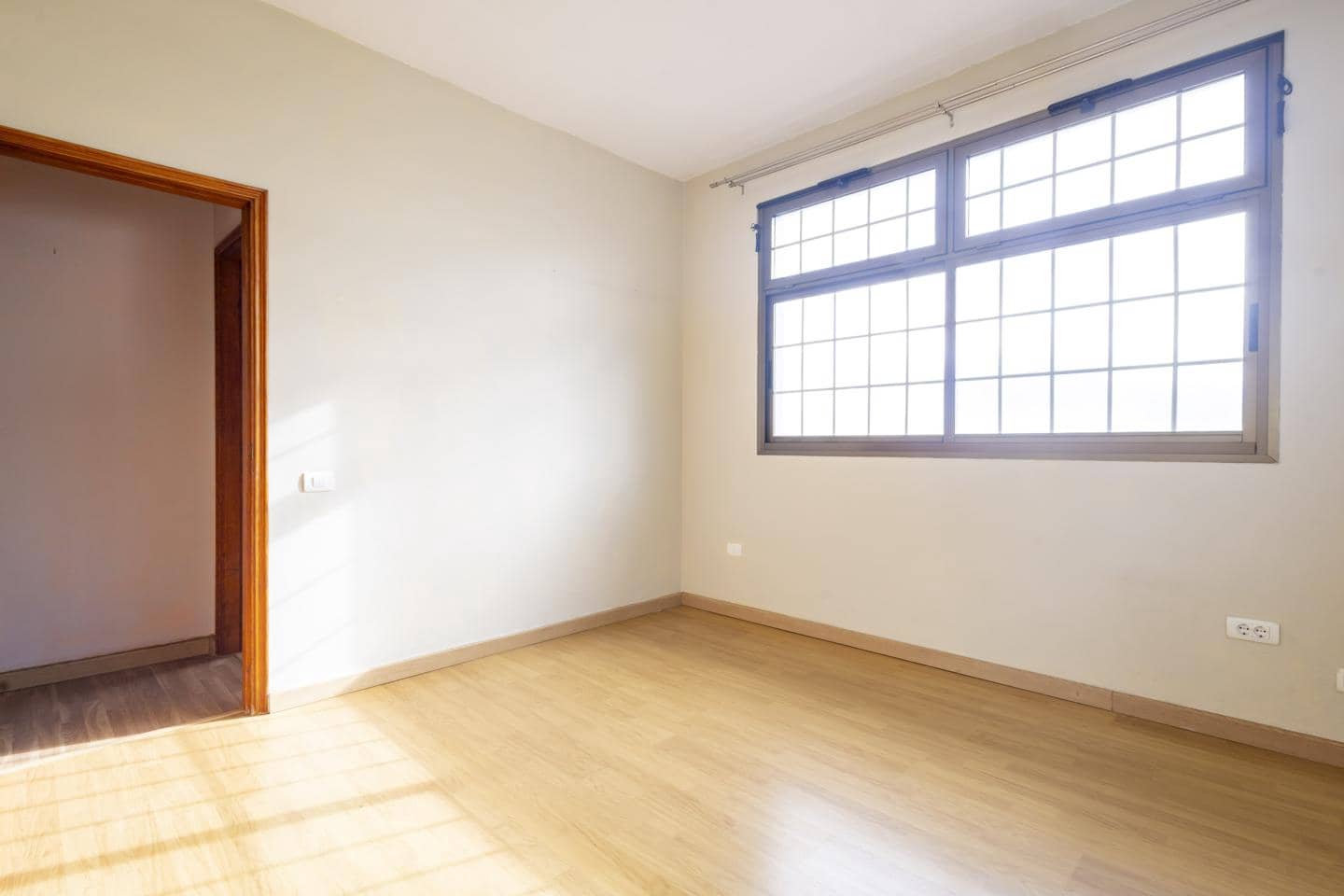 Chalet de 6 habitaciones en La Esperanza en venta - 360.000 € (Ref: 9518258)